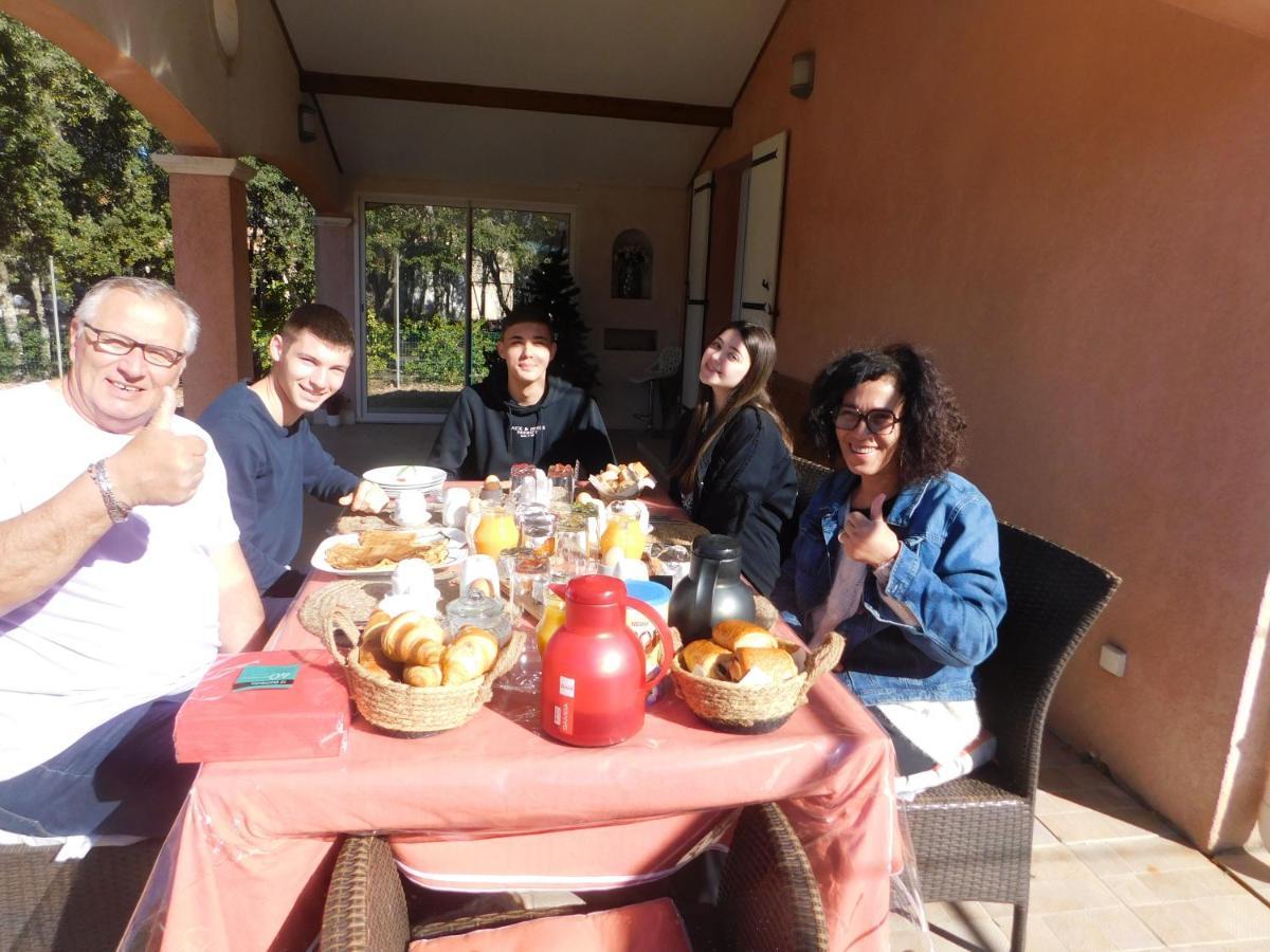 Chez Marie Acomodação com café da manhã Régusse Exterior foto